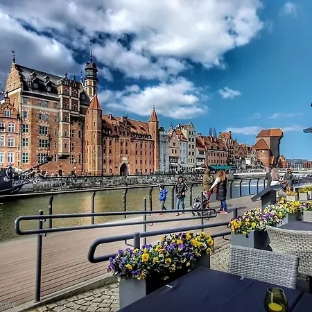 Apartment Kameralny Przy Ulicy Dlugiej Gdansk