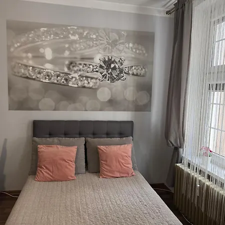 Apartament Kameralny Przy Ulicy Długiej