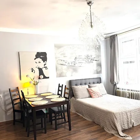 Apartament Kameralny Przy Ulicy Długiej